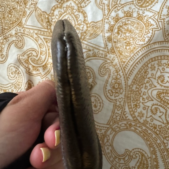 LV KEY POUCH - Picture 11 of 14